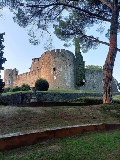 Appartamento Bonbon, Centro Storico Con Parcheggio Gorizia Exterior photo